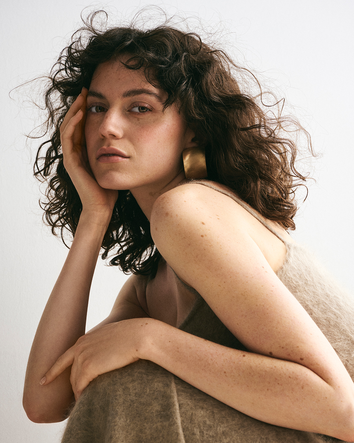 L'Officiel - Cool Cashmere