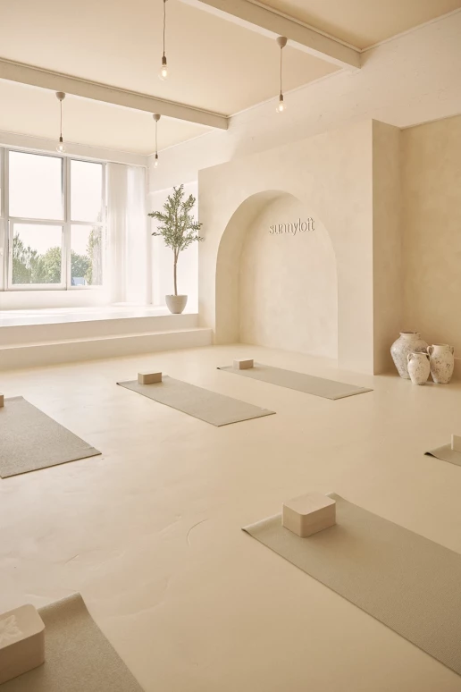 CORPORATE BRAND PILATES STUDIO